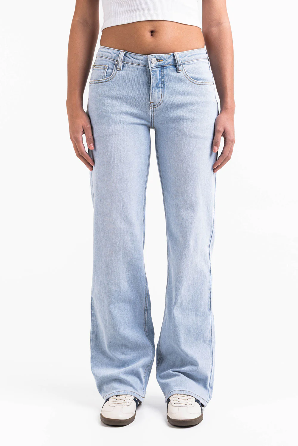 Dina 02Low Rette Jeans - Bleach Blue