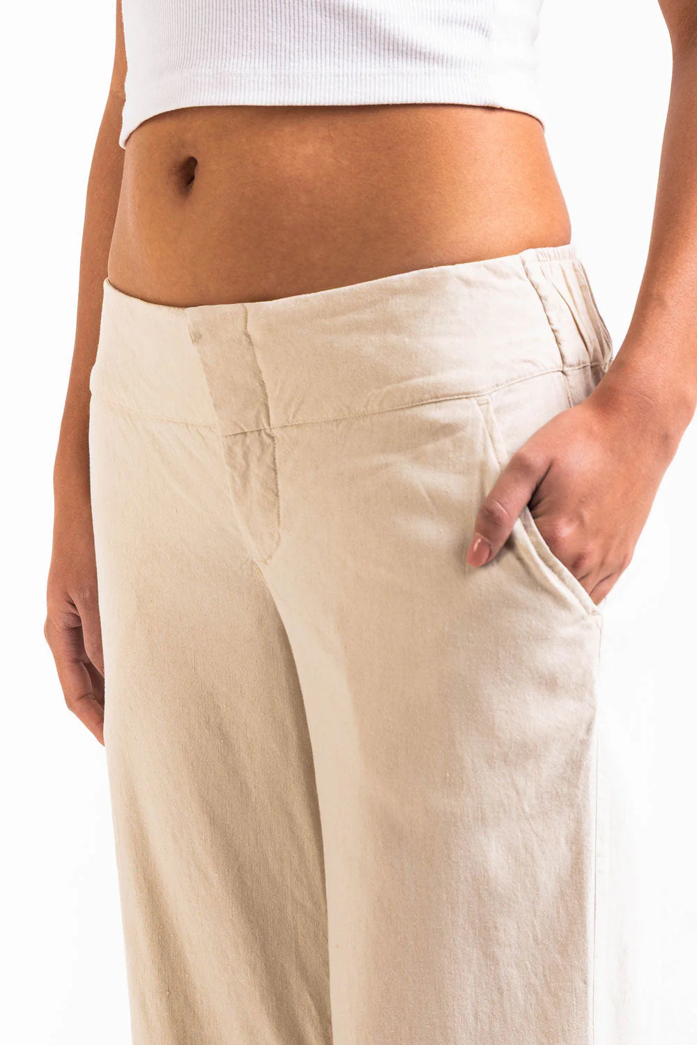 Mabel 03Low LinStretch Rette Linbukser - Linen Beige - Image 4