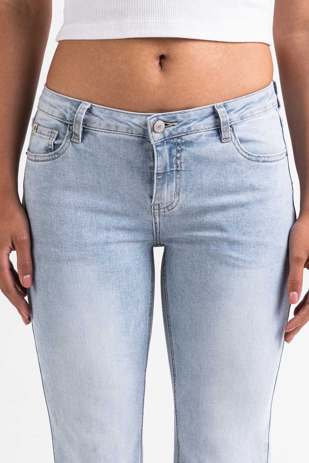 Taylor 02Low Bootcut Jeans - Bleach Blue - Image 3
