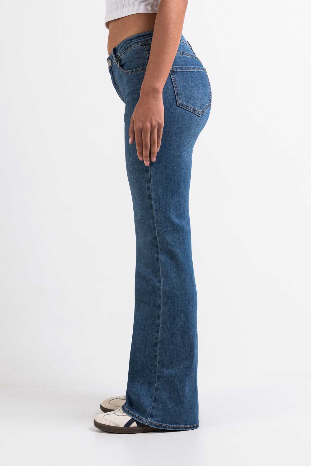Taylor 02Mid Bootcut Jeans - Denim Blue - Image 5